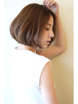 レウナ 外苑前(Reuna) オトナ女子・丸みがツボ【外苑前・表参道・青山】