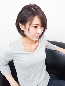 エピス プラス 円山店(epice plus) *耳掛け大人クールボブ*