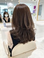 レミエ ダイカンヤマ(lemiie) ワンカールで可愛いキレイめレイヤーカット☆ロングウルフ