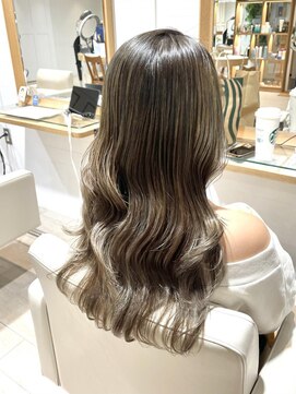 アルクバイネオリーブ 荻窪店(arc by neolive) ナチュラルハイライトでグラデーションカラー☆