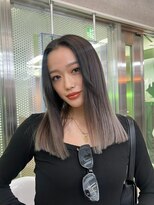 イキ 表参道(iki omotesando)&nbsp;ミディアムヘア/スラッシュ/グレージュカラー/デザインカラー