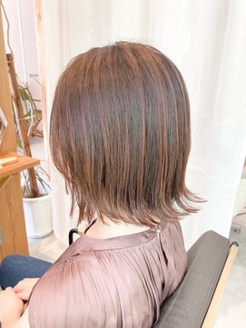 タイズ(ties) 20代30代大人可愛い小顔ショートカット外ハネボブハイライト