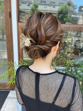 マルカ(MARUCA) 結婚式/お呼ばれにゆるふわシニヨンアレンジ