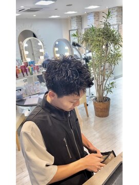 クレア(CREA) CREA阿部【秦野　スパイキーショート　パーマ】