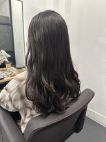 シア(sia)&nbsp;暗め透明感カラー