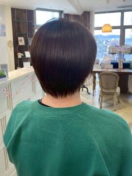 ユーシャンボール(U-CHAMBORD) 艶ショート【寝屋川/髪質改善/白髪ぼかし】