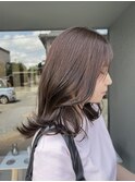艶ベージュ
