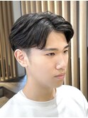 Haleブルーブラックニュアンスパーマスパイキーショートバーバー