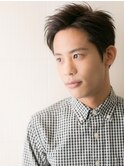 20代30代ダークアッシュツーブロックメンズカットi名護大東