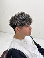 ヘアーメイク クーラ 行橋店(Hair make CURA)&nbsp;波ウェーブ、グレーハイライト