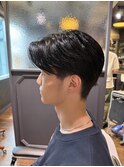 センターパート×ツーブロック