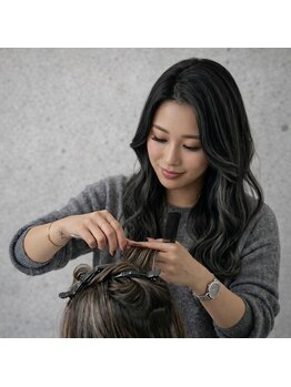 エクステ専門店LUMINNY2【ルミニーツー】の写真/初めてでも安心の丁寧な施術♪へそ上52cmが1枚230円~、ハイトーン295円と広島最安値級!