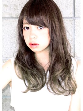 ヘアサロン ガリカ 表参道(hair salon Gallica) 『 マットグレージュ 』 × 『 外国人クセ毛風 』 semi-long☆
