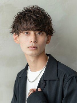 ハバナ 新宿(HAVANA) ソフトツーブロック/刈り上げ/センターパート/ツイスト/ビジネス