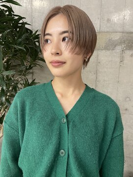 ウェウェ(wewe) ハンサムショート/ダブルカラー/ケアブリーチ/ショート