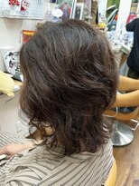 peu a peu トリートメントパーマで癖毛をしなやかでまとまるレイヤーヘア