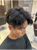 波巻きパーマ　センターパート