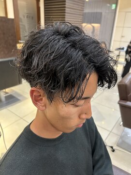 フォルテ 草薙店 波巻きパーマ センターパート