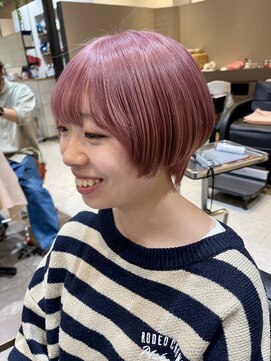 ラッシュ(rush) ピンクカラー×丸みショート