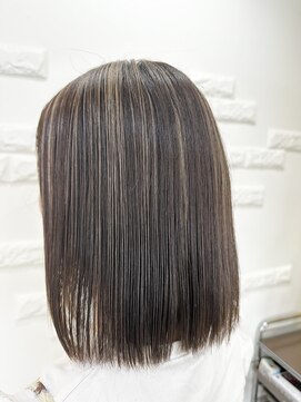 エス ハート オブ ヘアー 名東店(Heart of HAIR) 【ES田中】Autumn Style ハイライトボブ