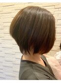 前下がりショートボブ