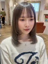 リタ(Lita)&nbsp;★レイヤーカット/ミディアムレイヤー/ウルフカット/内巻きヘア