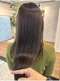 柔らかグレージュ