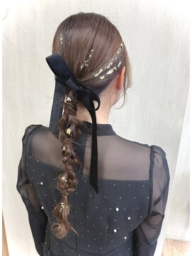 ヘアーサロン オリガミ(Origami) お呼ばれタイト編みおろしヘアアレンジ