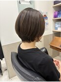 ショートボブ