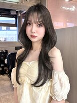 グロー 大宮(GLROW) レイヤーカット くびれ巻き オリーブグレージュ 顔まわり