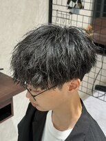 クール 大和八木駅前店(Coeur)&nbsp;奈良/橿原/大和八木/縦落ちツイストスパイラルパーマ