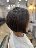 ショートボブ