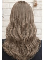ルノヘアー(Lunohair)&nbsp;似合わせ小顔レイヤーと艶ベージュカラー◎ブリーチなしカラー