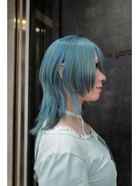 フェイバリットガーデン(favorite garden) 20代30代ライトブルーレイヤーウルフカット