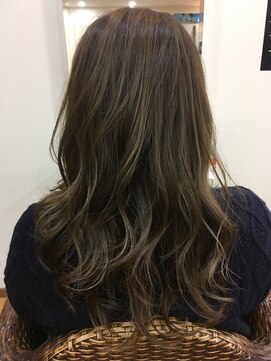 マークス(marks) ミルクティーアッシュ