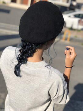 トレフル 東岸和田店(Trefle) 20代30代大人可愛いユニコーンインナーカラー艶感ブルーアッシュ