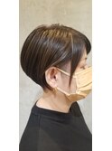 ショートボブ