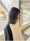 韓国風ミディアムレイヤー透明感ブラウンベージュカラー