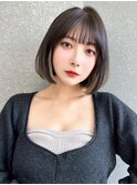 黒髪×インナーカラー/ブリーチ/ハイトーン×切りっぱなしボブ