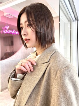 ロンドワン 三宮元町(Lond one) 切りっぱなしボブ/ブラウンカラー