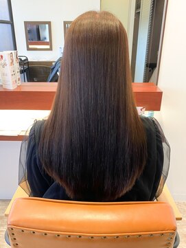 マーリャヘアー(mallia hair) レイヤースタイルレイヤーカットロングレイヤー小顔スタイル