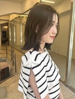 ビュートリアム265(BEAUTRIUM 265)&nbsp;オリーブベージュ 長め前髪ボブ 顔周りレイヤーボブ 外ハネロブ