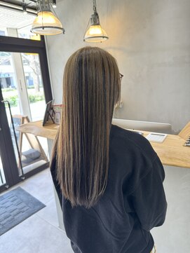 フェリア 松山(Feria) 【Feria松山】白石のミラーカラー☆