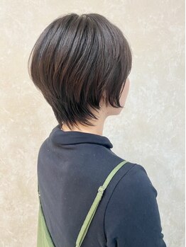 再現性も高く、扱いやすい似合わせカットで可愛くなれる☆女性らしいオシャレなショートスタイルに♪