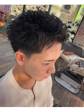 サンアンドマーリィズバーバー 駅前店(SON&MARLEY'S BAR BER) スパイキーショート