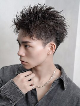 ゼロ 渋谷(XeRo) 爽やかツーブロック【スパイキーアッパーショート】