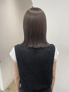 フィット ヒュー 千葉(fit hue) 黒髪/オリーブグレー/ココアベージュ/小顔/クラゲヘアー