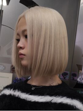 ログ 渋谷(L.O.G) ブロンドボブ