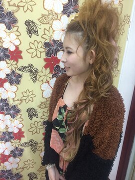 ヘアメイク プリンセス(Hair Make PRINCESS) サイドアップ