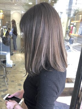 エイン(EYN) ★お客様style パールベージュ×ぱつっとmedium★